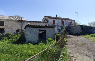 Istra, območje Poreča - Tradicionalna kamnita hiša za prenovo s pogledom na morje 11