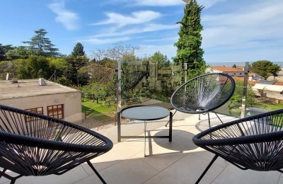 Poreč, stan od 78m2, 2 spavaće sobe, pogled more, sa garažom , blizina grada i plaže 11