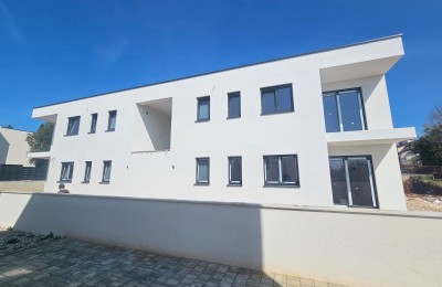 Apartment on the first floor with two bedrooms - new building! Close to the city and the sea - under construction