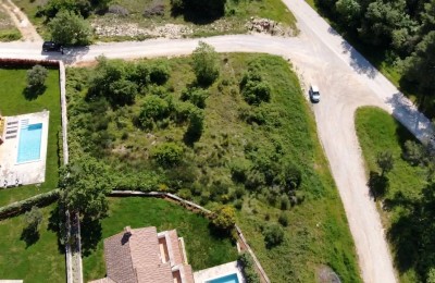 Istra, Lovreč - Ekskluzivno gradbeno zemljišče v mirni okolici z razgledom 5