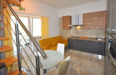 Poreč, surroundings, excellent two-story apartment with a garden!