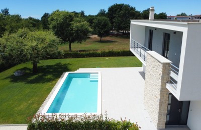Poreč, surroundings, modern villa with a pool in nature! 11