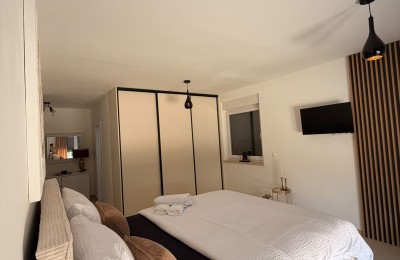 Istra, Poreč – Penthouse s tri spavaće sobe, privatnim ulazom i dvije terase 14
