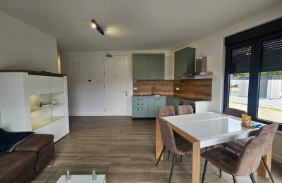 Poreč center, apartment with garden near the sea! 3