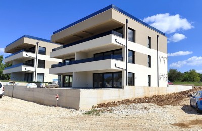 Istra, Poreč - Luksuzan stan na prvom katu s pogledom, blizina centra grada - u izgradnji