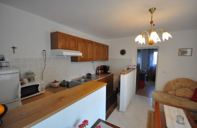 Poreč, surroundings, apartment on the first floor
