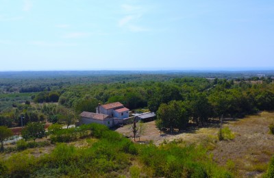 Višnjan, surroundings, attractive land with a sea view!