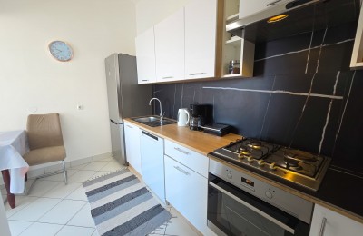 Ferienwohnung in der Nähe des Stadtzentrums und des Strandes mit Panoramablick auf das Meer und die Stadt Poreč 6