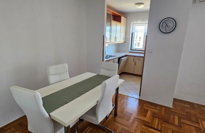 Istra, Poreč - Apartma s pogledom na morje 500 metrov od morja