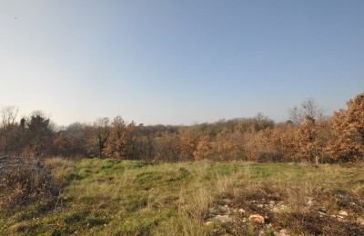 Building plot, 2500m from the sea and the city