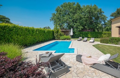 Istra, Poreč okolica - Samostojeća kuća s bazenom i mediteranskim vrtom – mirna lokacija 6