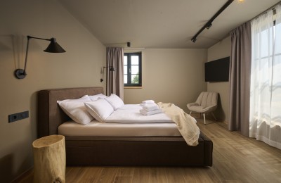Prekrasna nova vila sa prostranom okućnicom 16