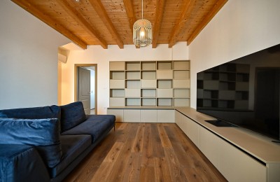 Istria, Cittanova - Casa in pietra ristrutturata con vista mare 3