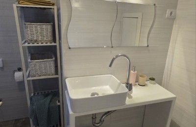 Haus mit Swimmingpool zur Langzeitmiete in der Nähe von Višnjan 20