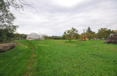 Baugrundstück für zwei Villen mit Swimmingpool in ruhiger Lage 6