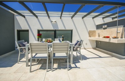 Istra, Vrsar – Penthouse s velikom terasom i pogledom na more, 500 m od mora 3