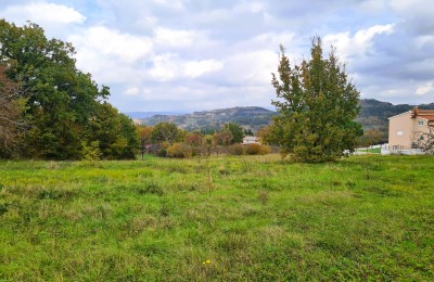 Istria, Karojba - Building land in an excellent location with a project