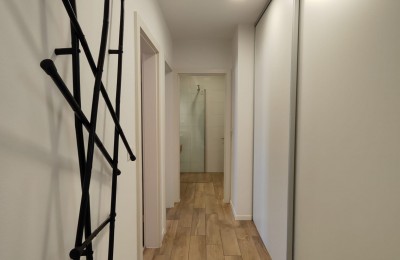 Stan sa dvije spavaće sobe, namješten, 66m2 8