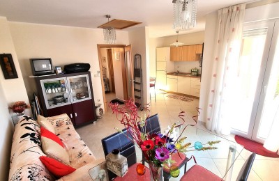 NOVIGRAD, Apartment on the 1st floor of the building, sea view 10