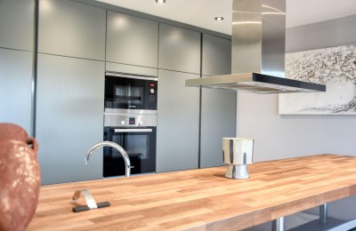 Vila sa bazenom, samo 500m od prvih plaža 10