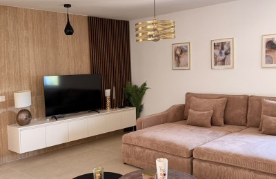 Istra, Poreč – Penthouse s tri spavaće sobe, privatnim ulazom i dvije terase