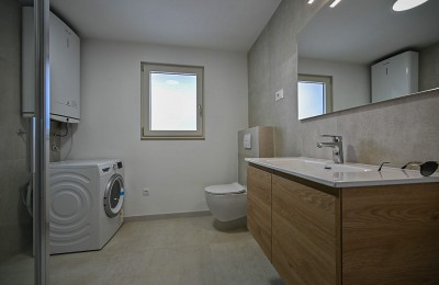Istria, Cittanova - Casa in pietra ristrutturata con vista mare 8