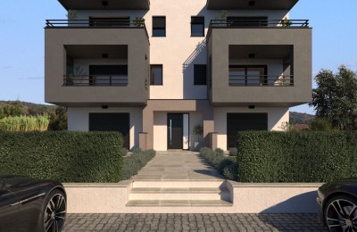 Appartamento al piano terra con un ampio cortile - vicino a Parenzo - nella fase di costruzione
