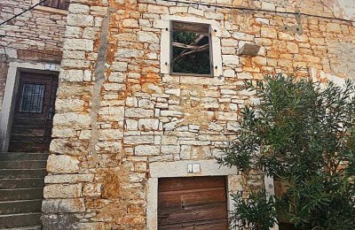 Istra, Poreč okolica - Kamena kuća za potpunu rekonstrukciju 3