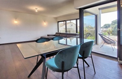 Poreč, stan od 78m2, 2 spavaće sobe, pogled more, sa garažom , blizina grada i plaže 5