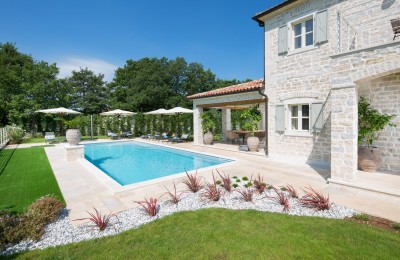 Poreč, surroundings, luxury villa with pool