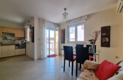 NOVIGRAD, Apartment on the 1st floor of the building, sea view 13