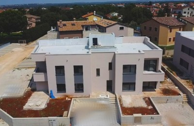 Nice apartment on the first floor, with roof terrace - new building - under construction