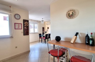 NOVIGRAD, Apartment on the 1st floor of the building, sea view 7