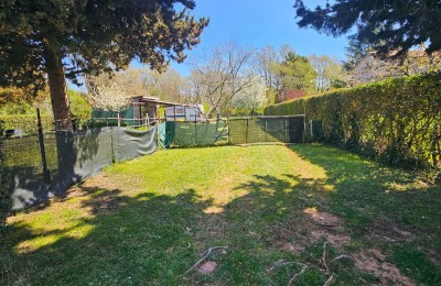 Istria, Parenzo - Terreno edificabile | 1.265 m² | Posizione tranquilla, a 600 m dal mare 3