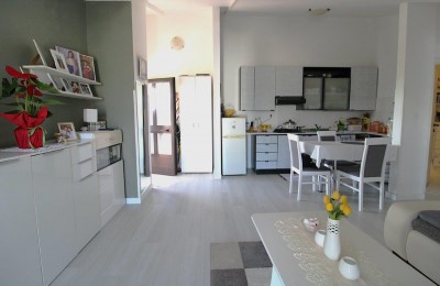 Istria, Poreč - Charming apartment with terrace and view 900m from the sea 3