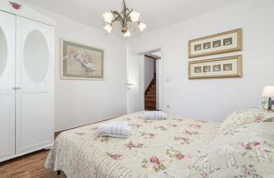 Istra, Poreč okolica - Samostojeća kuća s bazenom i mediteranskim vrtom – mirna lokacija 22