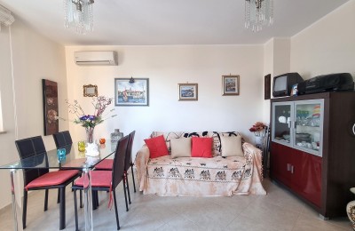 NOVIGRAD, Apartment on the 1st floor of the building, sea view 9