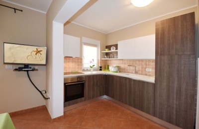 Istra, Novigrad – stan 75 m² s velikom terasom, 2 spavaće sobe, 400 m od mora 4