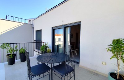 Istra, Poreč okolica - Moderan stan s krovnom terasom i pogledom na more 15
