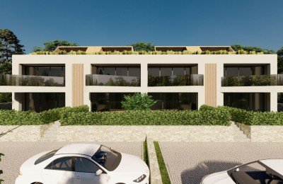 Poreč, surroundings, apartment on the first floor with a roof terrace
