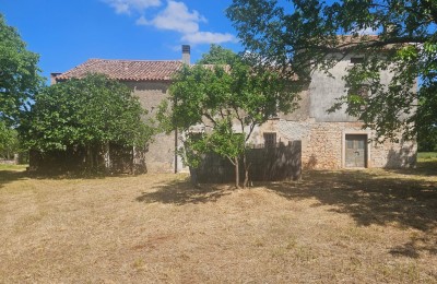 Stone house for renovation