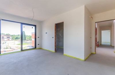 Moderna vila na mirnoj lokaciji u izgradnji 17