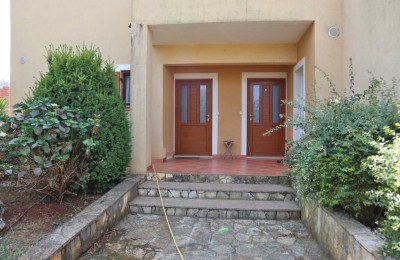 Zona Parenzo, casa con 3 unità abitative 20