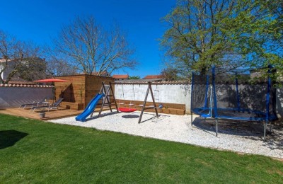 Haus mit Swimmingpool zur Langzeitmiete in der Nähe von Višnjan 24