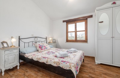 Istra, Poreč okolica - Samostojeća kuća s bazenom i mediteranskim vrtom – mirna lokacija 17