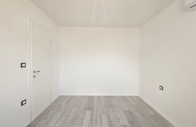 Apartma z dvema spalnicama nedaleč od Poreča 8