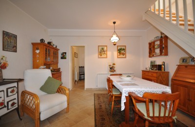 House with a beautiful yard in a quiet location in the center of Istria 10