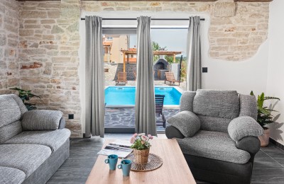 Istria, zona di Parenzo - Casa in pietra d'Istria con piscina 5