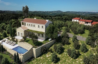 Istra, Brtonigla, nova vila s pogledom na more 10