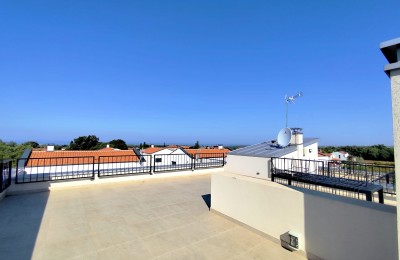 Istra, Poreč okolica - Moderan stan s krovnom terasom i pogledom na more 16